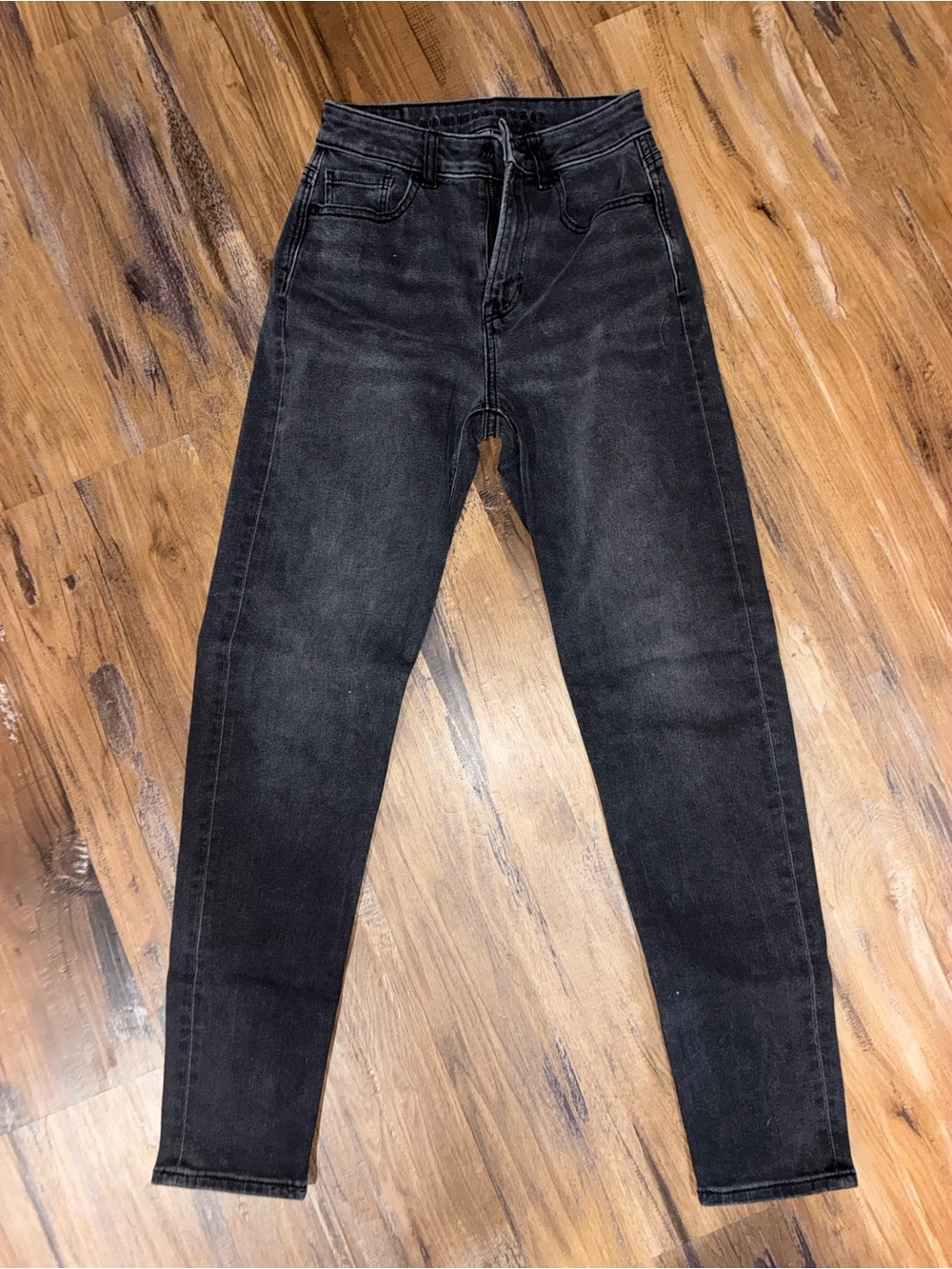 American Eagle Outfitters Black High-Waist Jeans - Picture 1 of 3